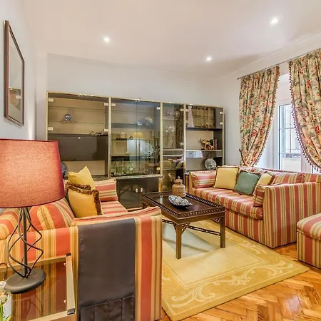 At Roma Boulevard Apartment Lisbon