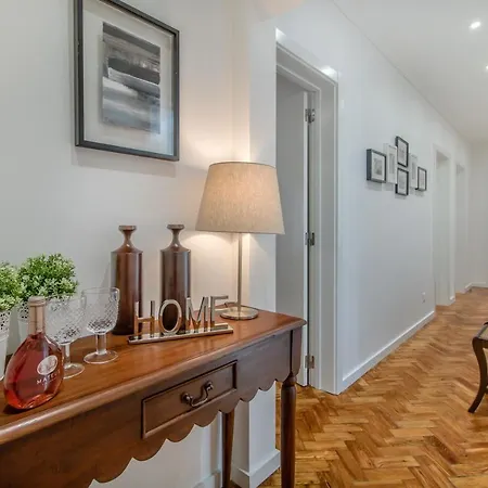 Apartment At Roma Boulevard
