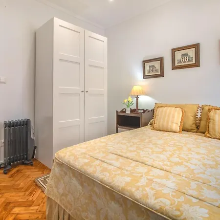 At Roma Boulevard * Lisboa