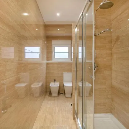 Apartment At Roma Boulevard *